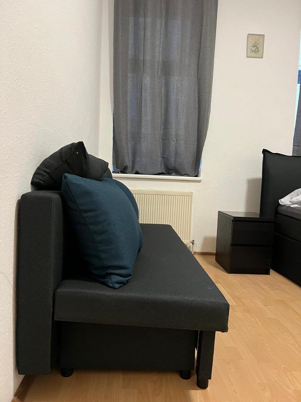 Lovely 3br Apt Next To Meidling Station