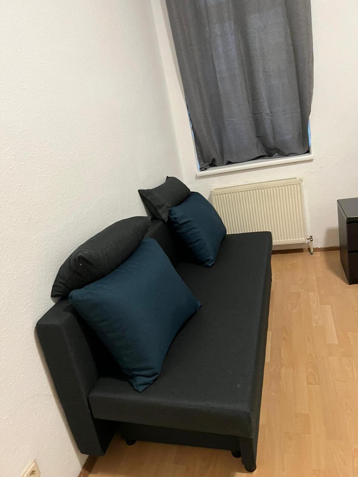 Lovely 3br Apt Next To Meidling Station Apartment Wien