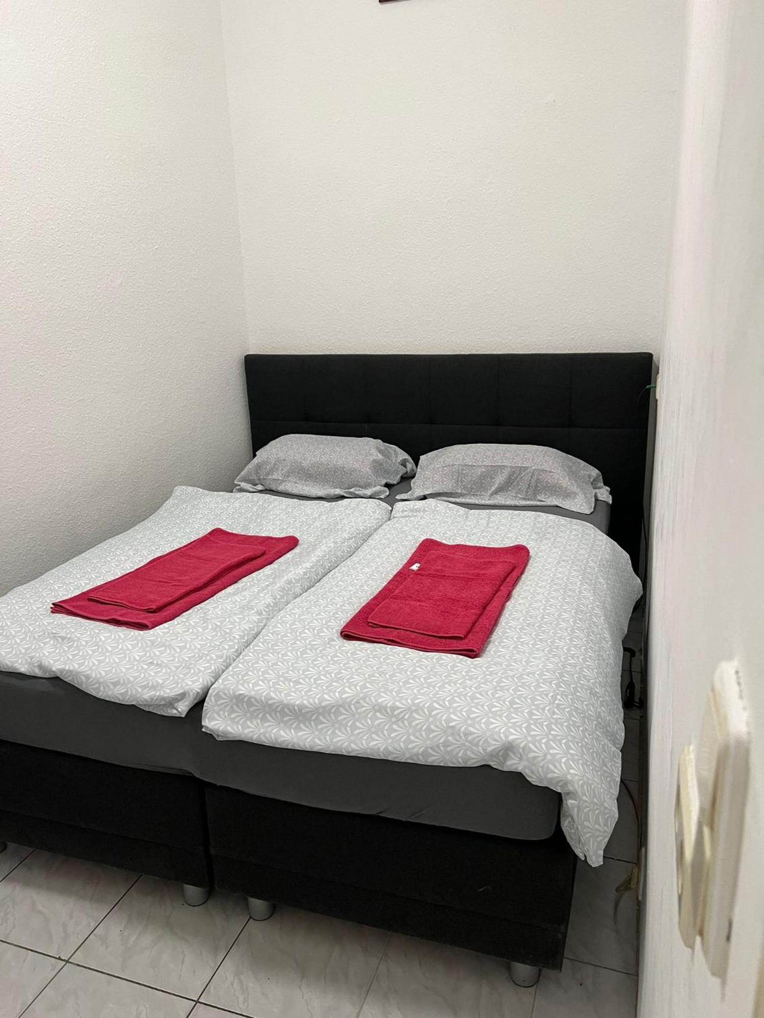 Lovely 3br Apt Next To Meidling Station * Wien