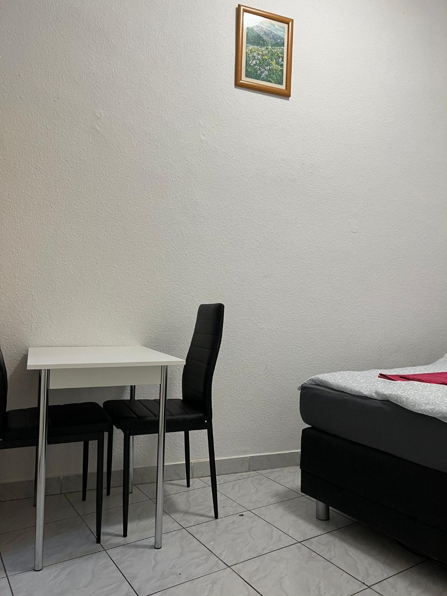 Apartment Lovely 3br Apt Next To Meidling Station Wien